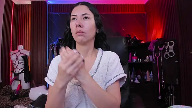 Snapshot of XiaQueen chatting on February 2026 11:31:01 AM XiaQueen online show from February 2026 11:31:01 AM