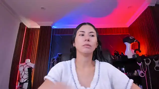 Snapshot of XiaQueen chatting on February 2026 11:28:02 AM XiaQueen online show from February 2026 11:28:02 AM