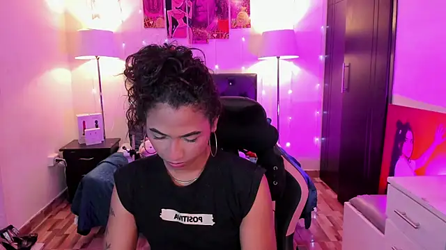 Alissemasiel online show from January 2026 06:12:02 PM