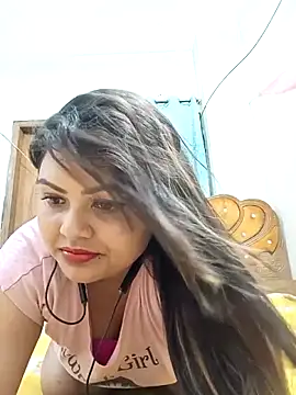 blue-berry07 online show from April 2026 04:45:01 PM