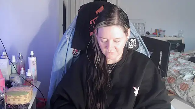 AureliaXOX online show from October 2025 09:50:02 AM