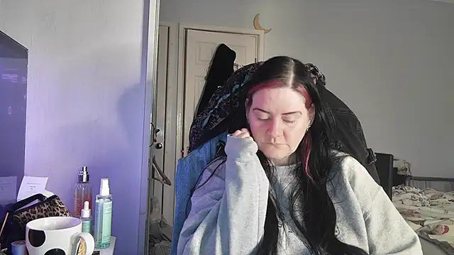 AureliaXOX online show from December 2025 12:58:01 PM