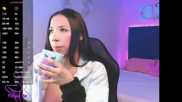 SallyWhitee online show from September 2025 04:36:01 AM