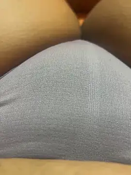 tunenarica22 online show from February 2026 09:08:01 PM