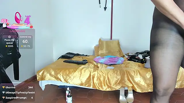 aurora cullen  online show from February 2026 01:31:02 PM