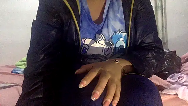 sharonlopez9611 online show from September 2025 03:10:02 AM