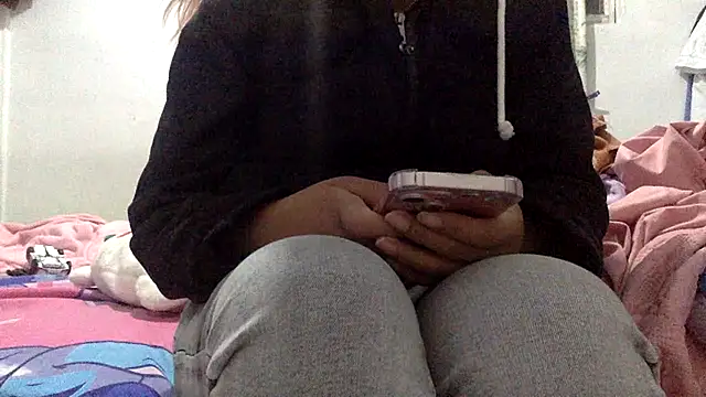 sharonlopez9611 online show from March 2026 03:23:01 AM