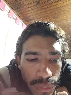 Mineirinho043 online show from December 2025 01:04:02 AM