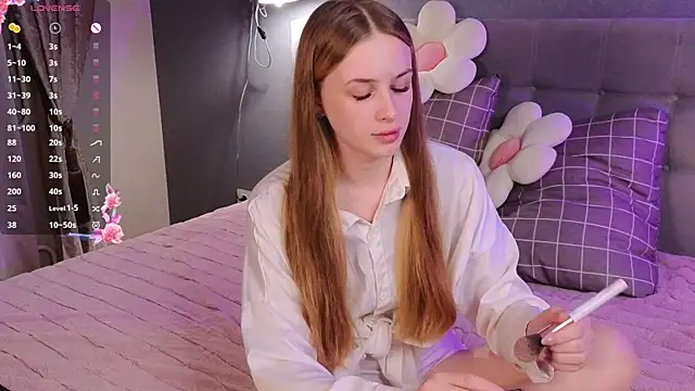 soft babe online show from October 2025 07:35:02 PM