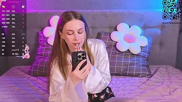 soft babe online show from December 2025 08:48:02 PM