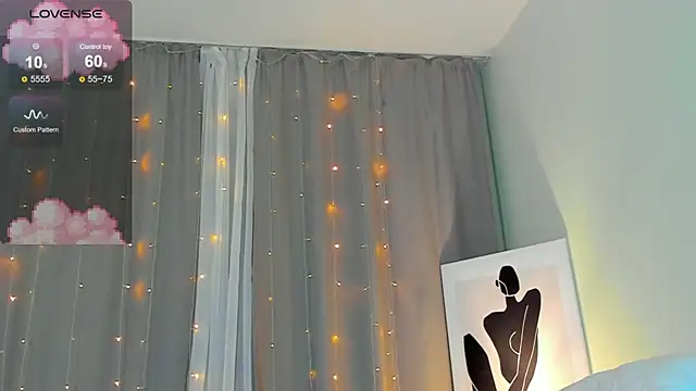 Mia Luw online show from March 2025 04:02:02 PM