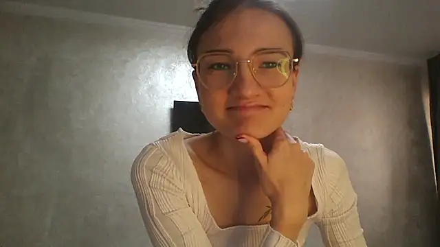 RoyalDessertt online show from October 2025 05:30:02 AM