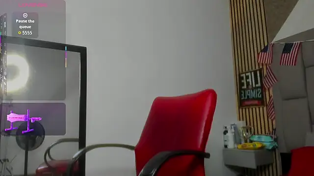 dafnnelewis online show from September 2025 11:32:02 AM