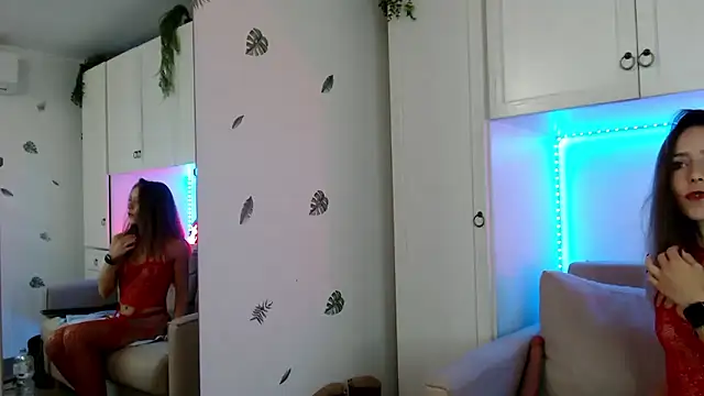 Hilary 283 online show from March 2025 09:21:01 PM