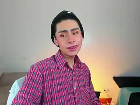 Snapshot of steve__gray chatting on February 2025 02:09:02 PM steve  gray online show from February 2025 02:09:02 PM