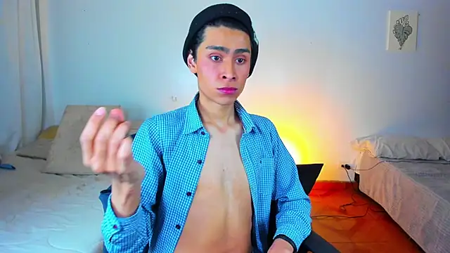 Snapshot of steve__gray chatting on March 2025 06:58:01 PM steve  gray online show from March 2025 06:58:01 PM