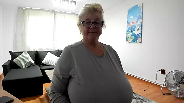 NoraJohnson6 online show from September 2025 05:52:02 AM