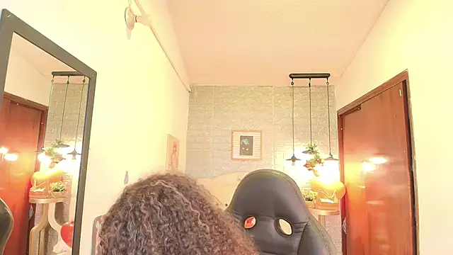 tylla  online show from February 2025 03:26:02 AM