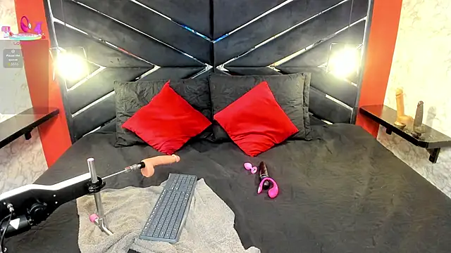 IVISBOUNCYASS online show from January 2026 01:37:02 PM