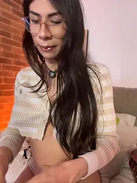 Snapshot of Amby_ambar chatting on May 2026 01:22:02 AM Amby ambar online show from May 2026 01:22:02 AM