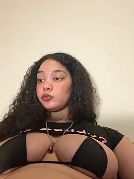 Snapshot of tastylolaaa chatting on June 2026 01:26:02 AM tastylolaaa online show from June 2026 01:26:02 AM