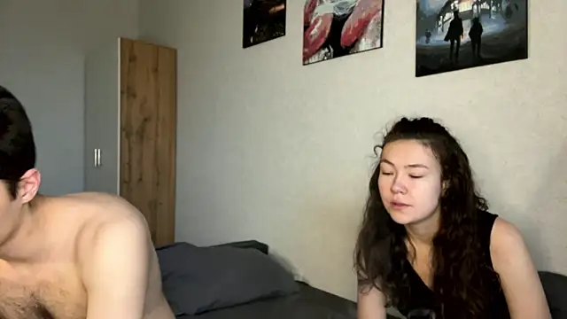 Tw1nFlame online show from November 2025 11:03:01 AM