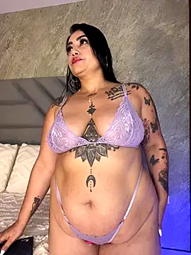 Madissonlove 1 online show from September 2025 04:18:01 PM