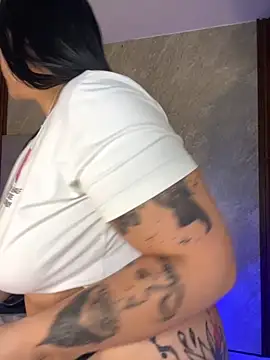 Madissonlove 1 online show from September 2025 03:14:01 PM