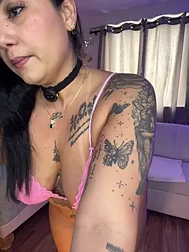 Madissonlove 1 online show from March 2026 04:57:01 PM