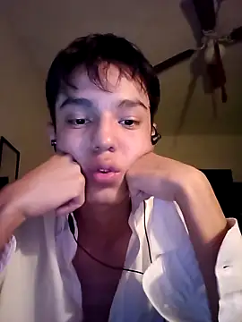 Snapshot of ChavoOT chatting on February 2025 02:42:01 AM ChavoOT online show from February 2025 02:42:01 AM