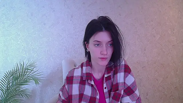 roxy riot  online show from March 2025 05:11:01 AM