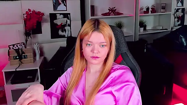 AdeleCartier online show from February 2025 03:48:01 AM