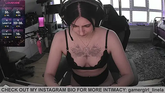 Snapshot of Gamergirl-Linela chatting on June 2026 03:55:01 AM Gamergirl-Linela online show from June 2026 03:55:01 AM