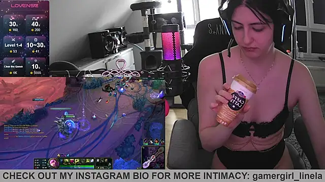 Snapshot of Gamergirl-Linela chatting on July 2026 03:14:02 PM Gamergirl-Linela online show from July 2026 03:14:02 PM