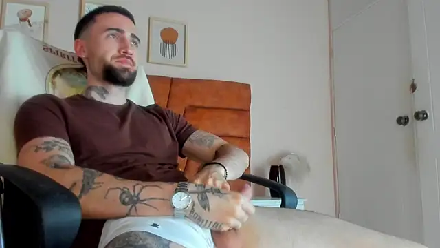 Luke davis01 online show from March 2025 11:16:02 PM