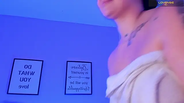 Morgan Wright online show from April 2026 01:42:02 AM