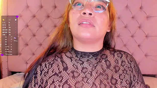 Sophia Brunett online show from February 2026 06:26:01 AM