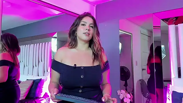 Cloee Rainbow1 online show from March 2025 11:38:02 AM