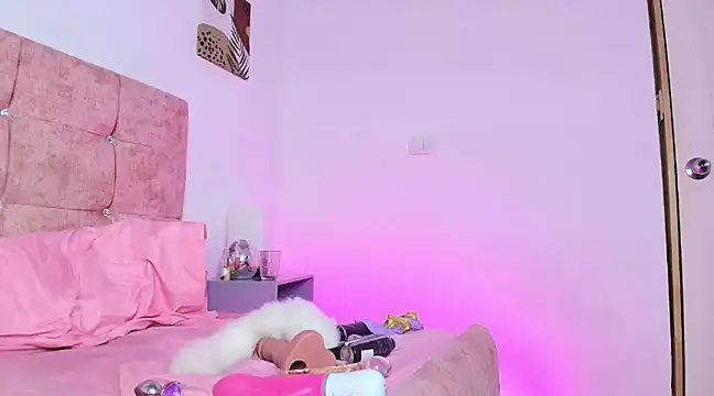 Skye Moore online show from February 2025 10:25:01 PM