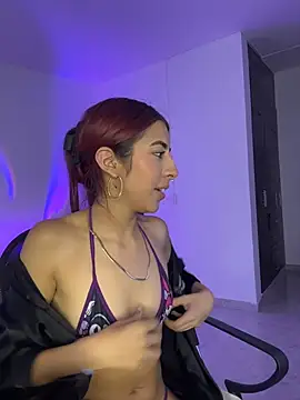 Mirandaa Rogers online show from May 2026 07:09:02 PM