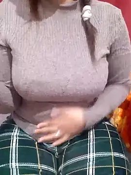 Malika-697 online show from March 2025 05:38:01 PM