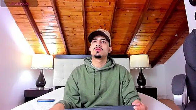 Sebastian Berne online show from March 2025 12:41:02 PM