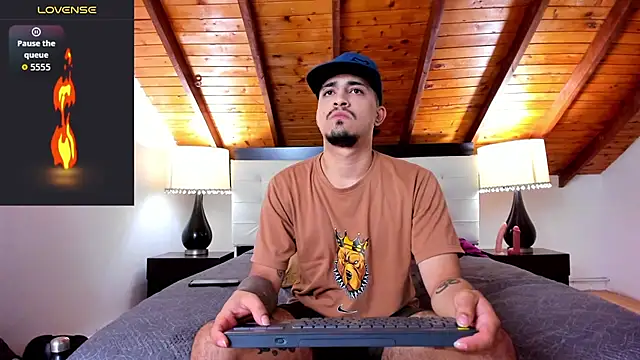 Sebastian Berne online show from November 2025 07:37:01 PM