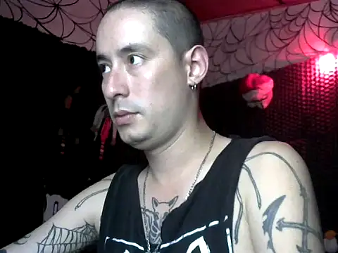 Snapshot of vampireathome chatting on January 2026 07:43:02 AM vampireathome online show from January 2026 07:43:02 AM