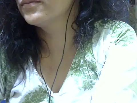 Your cutiepie  online show from October 2025 04:29:02 PM