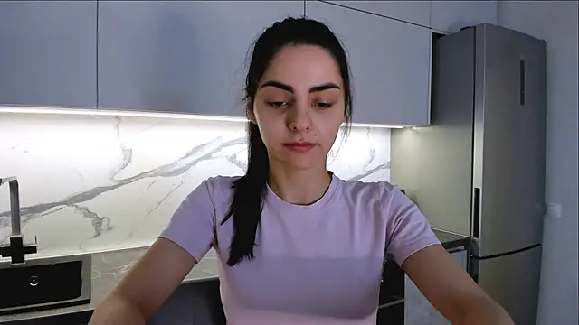 EmiliaZen online show from March 2025 01:17:01 PM