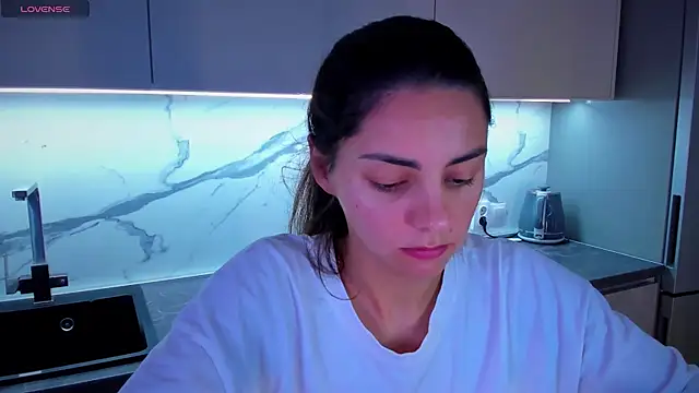 EmiliaZen online show from July 2026 01:53:02 PM