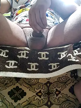 Armand66  online show from October 2025 09:27:01 PM