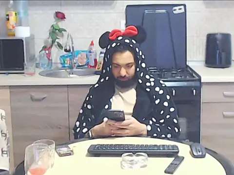 Armand66  online show from March 2026 05:07:01 PM