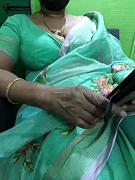 Snapshot of niiveditha chatting on October 2025 02:48:01 PM niiveditha online show from October 2025 02:48:01 PM